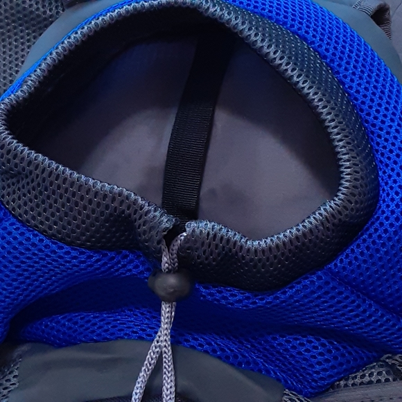 CLASSIC Fashion Collection Drawstring & Zipper Backpack - Picture 5 of 11